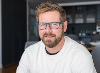 files/close-portrait-smiling-30s-caucasian-260nw-2246095709.webp